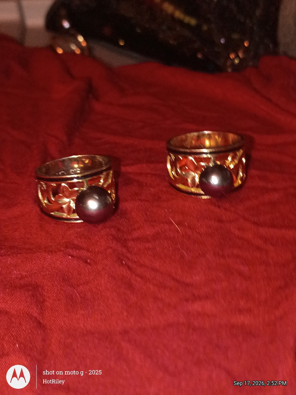 Gold-Tone Filigree Ring with Dark Pearl Accent - Women Jewelry